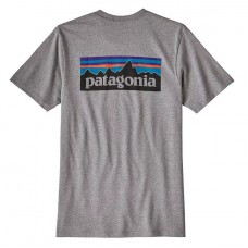 Camiseta Manga Corta Patagonia Pocket P-6 Logo Gris